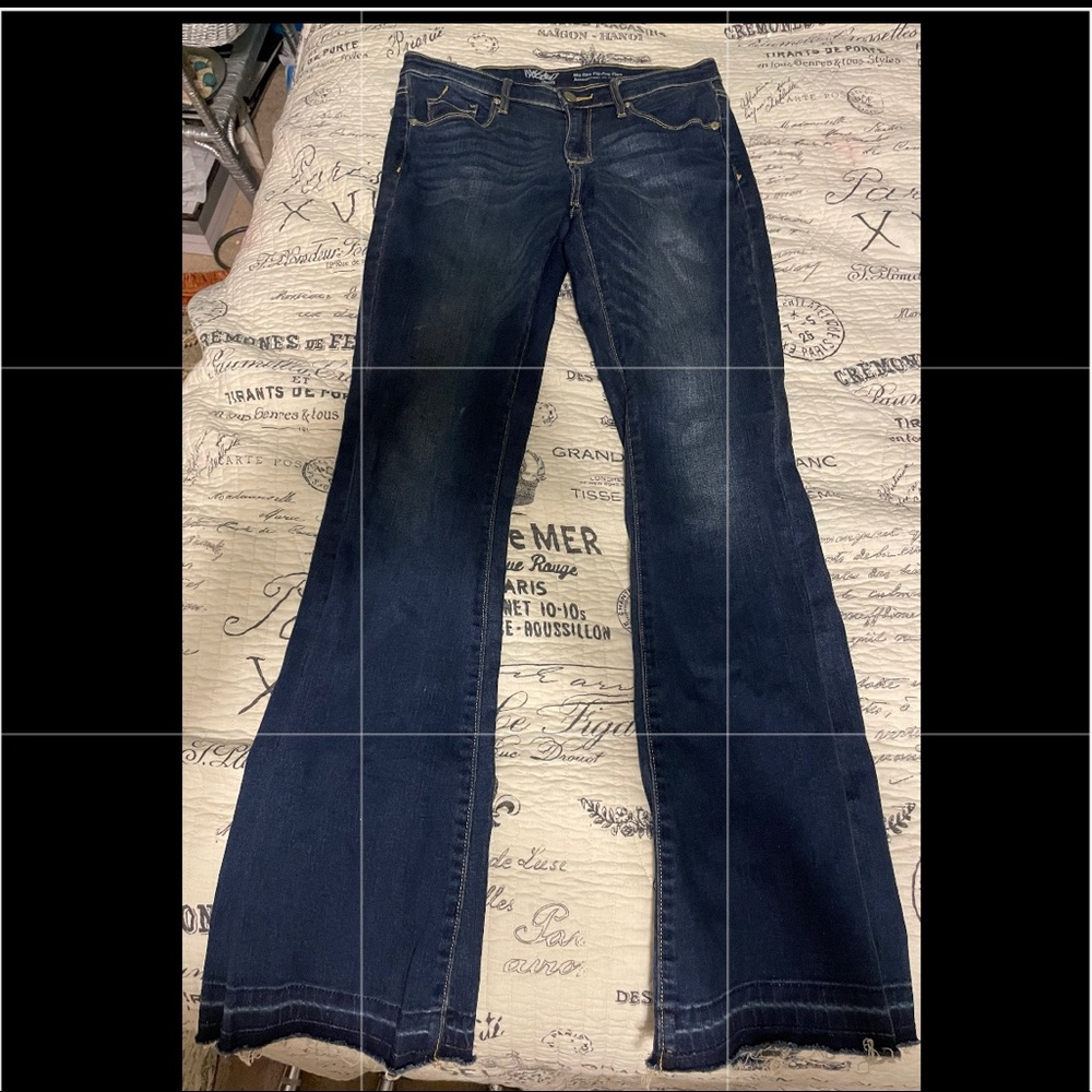 Mid Rise Flare jeans - Picture 4 of 4